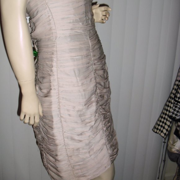H & M party,cocktail,beige,ruched,gathered,strapless,boned for shape,bodycon - Picture 7 of 9